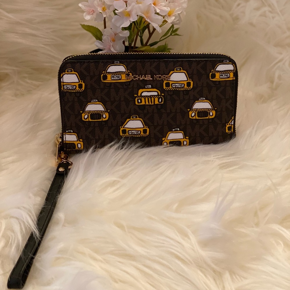 Michael Kors NYC MF Phone Case Wallet